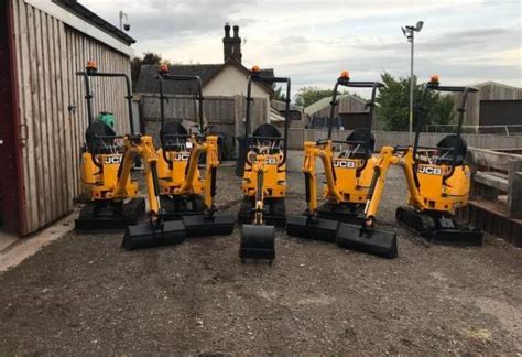 mini digger and skip hire|10,000.